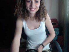 Sa scape de plictiseala face un show erotic