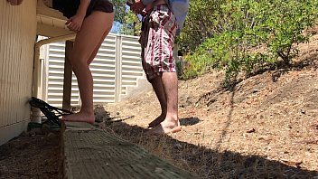 Secretara suge pula si se fute cu bossu in fata casei dupa program sa nu fie demisa