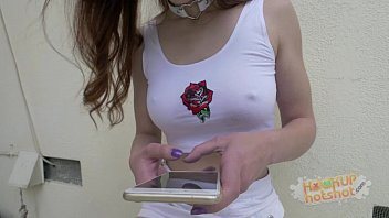 Tanara roscata face sex brutal prima data in viata ei