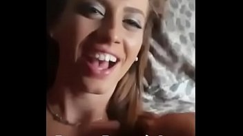 Film porno romanesc cu o blonda fututa in pizda