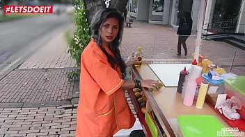 Latina milfa sedusa si fututa hard in pizda rasa