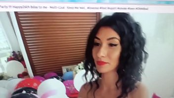 Romanca la videochat danseaza pe manele xxx in romana