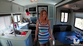 Face laba si suge pula fiului in rulota