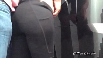 Unchiul isi fute nepoata in garaj si o lasa cu sperma in vagin