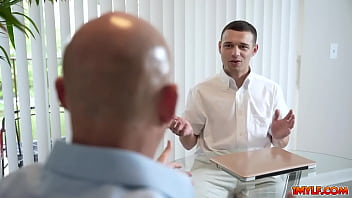 Ally Cooper si-o trage cu fiul care are pula mare