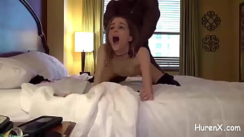 Negru cu pula lunga si groasa fute 32 de minute o tarfa