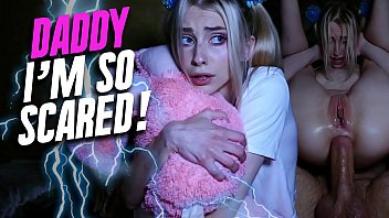 Carolina are pizda mica si fierbinte dar e penetrata de amic