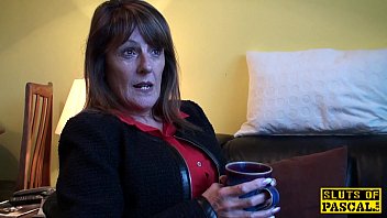 Matura de 50 de ani fututa in cur si in pizda