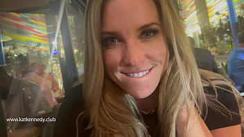 Sotia milfa tarfa filmata cand face sex cu negru cu pula de 30 cm