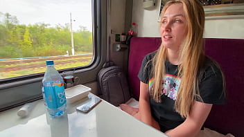 Alina sex in tren la cuseta cu iubitul dotat