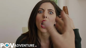 Theodora face sex oral si vaginal neprotejat cu profu excitat