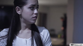 O lasa gravida pe bona dupa muie si sex neprotejat