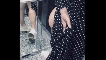 Rusoaica dezbracata la party si fututa in toate gaurile