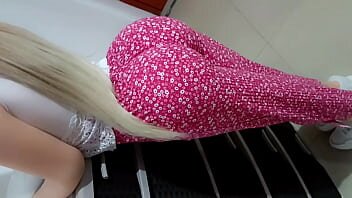 Are fund mare provocator si e fututa pe la spate