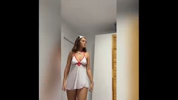 Darly daddys.girl09 in rol de asistenta xxx