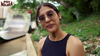 Madalina primeste bani sa fie filmata cand face sex